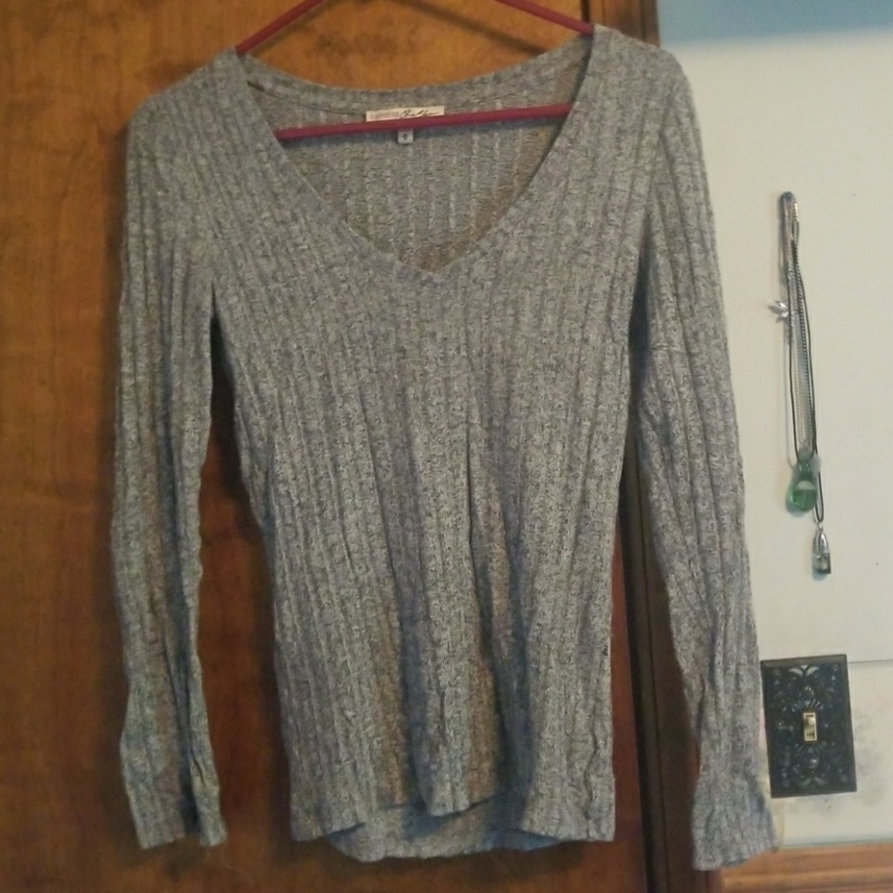 soft long grey sleeve shirt I got from express
